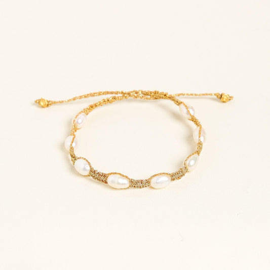 Goldy Luster Pearl Bracelet - praijing